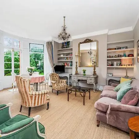 Pass The Keys Exquisite Flat - Ten Minutes To Central London